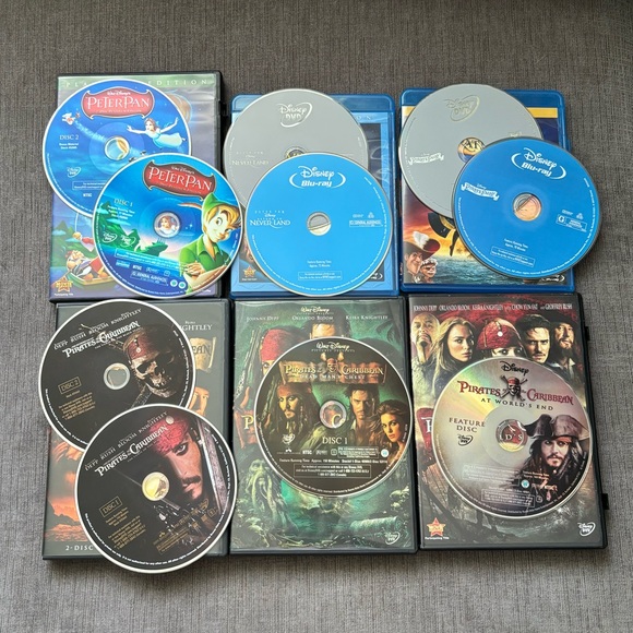Bundle of 6 gently used Disney movies, 4 DVD’s & 2 Blu-ray’s - Picture 2 of 11